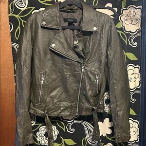 Forever 21 Gray 
Faux Leather Moto Jacket with Belt SzS